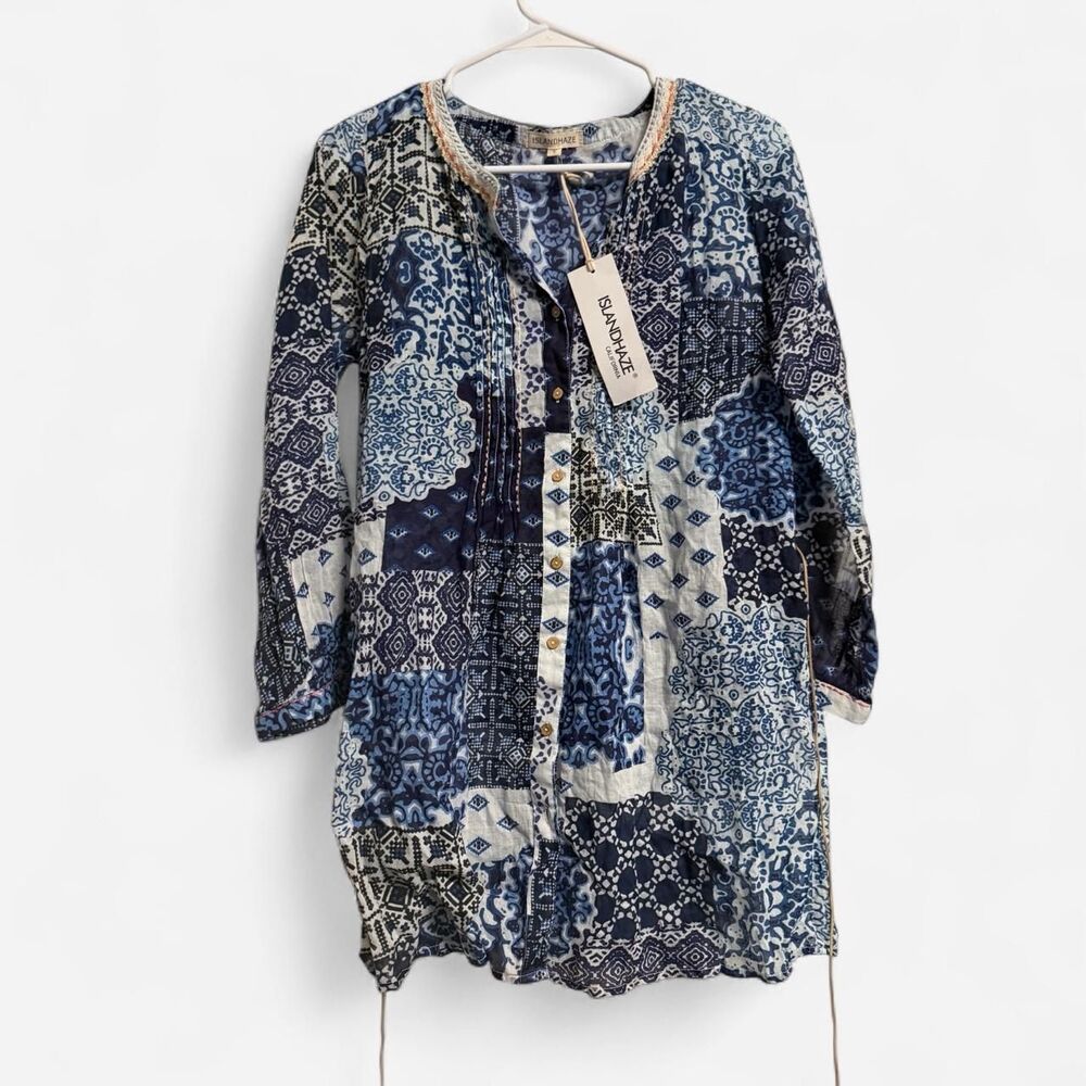 Anthropologie IslandHaze Brand Women's Navy and Blue Top